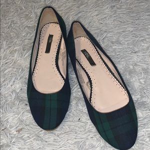 Plaid flats